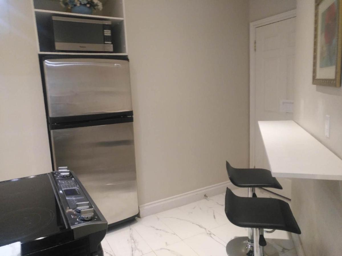 Lake View Resort-style apartment Tottenham Eksteriør bilde